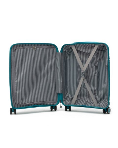 Qubed Data 3 Piece Suitcase Set